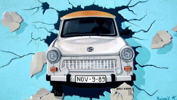 用生命做广告！二手车平台营销该如何突围？